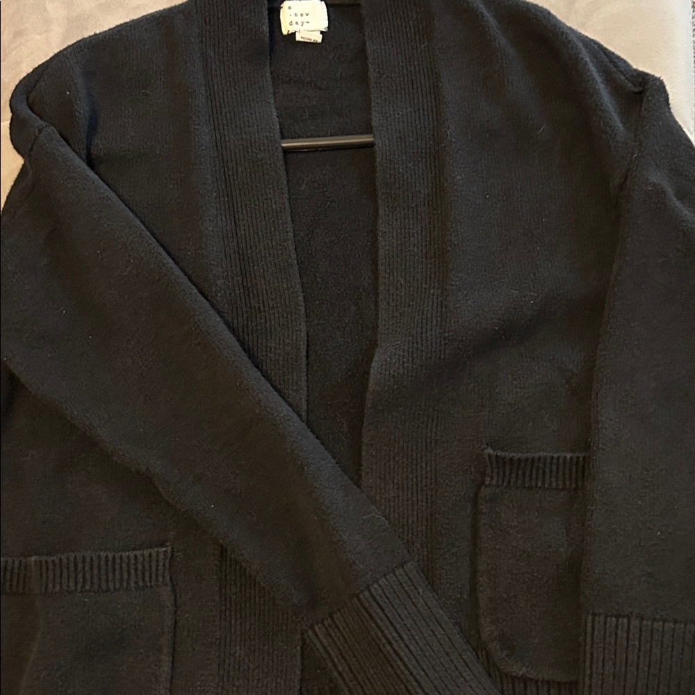 Cozy Black Cardigan with Pockets